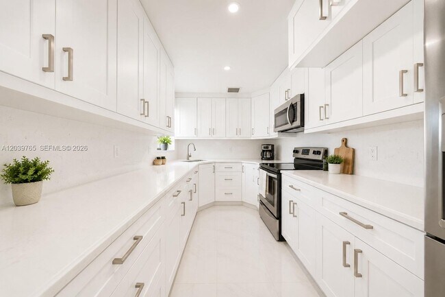Photo - 10731 SW 51st Dr