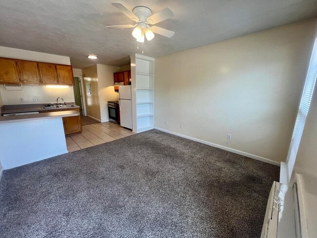 Photo - 1BR 1BA Ground Level Apt., Free Water! - *No pets* Unidad C-23