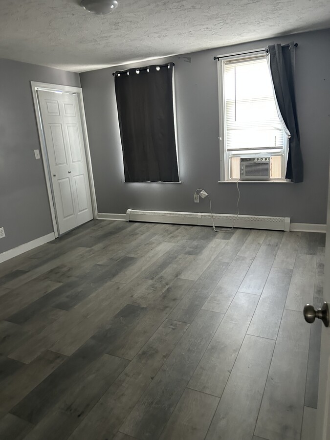 Photo - 390 Main St Unidad 2W