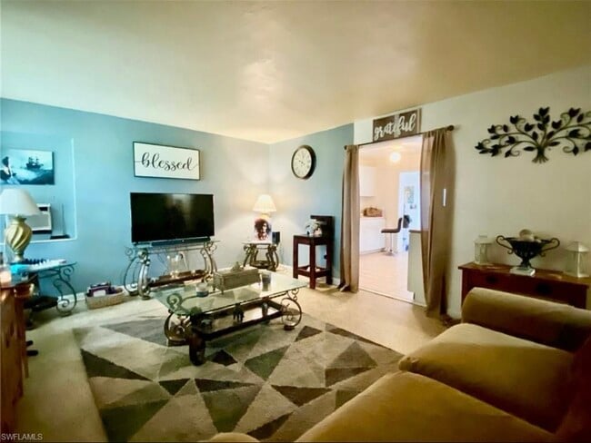 Photo - 2217 Jackson St Apartments Unit B