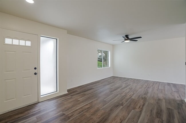 Photo - 2 bedroom, 2 bath condo near the airport