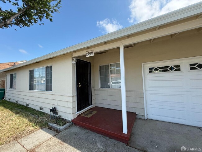 Photo - 25696 Lander Ave