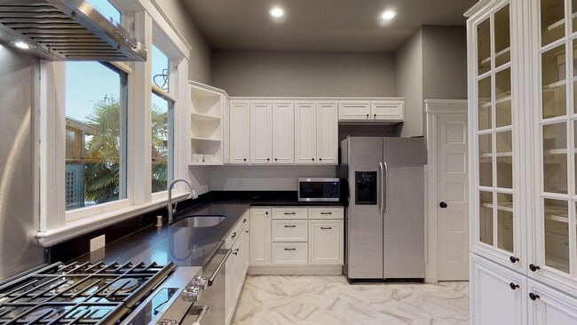 Photo - 1554 NW 50th St