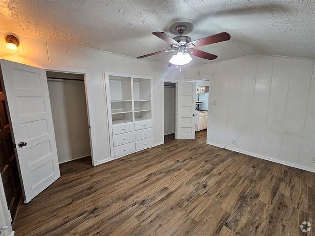 Building Photo - 717 Fulton St Rental