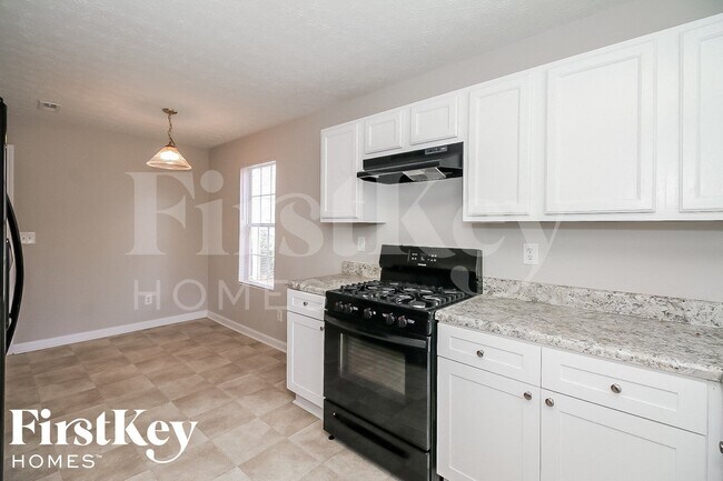 Photo - 4035 Mission Way