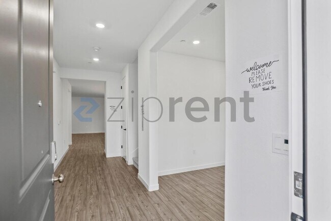 Photo - 3284 Oak Trl Dr