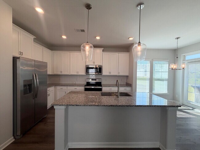 Photo - Three Bedroom Home in Millstone Landing!