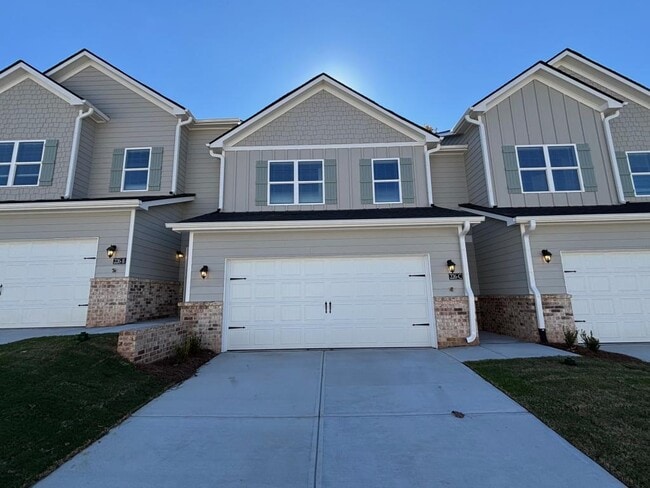 Building Photo - 226-C Alston Ridge Dr