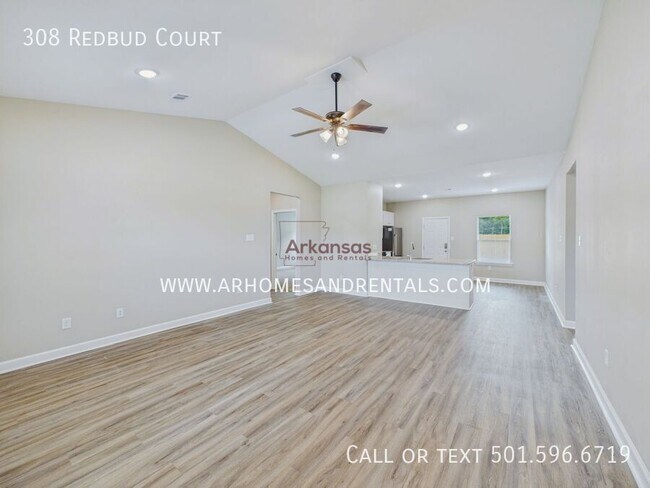 Photo - 308 Redbud Ct