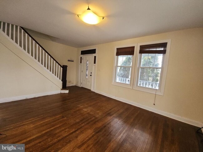 Photo - 2804 Christopher Ave