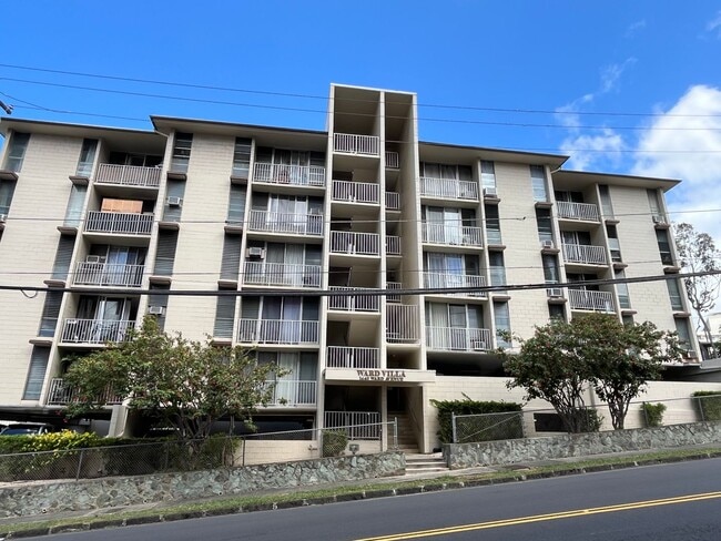 Building Photo - Ward Villa - Secured building 2 bedrooms, ... Rental