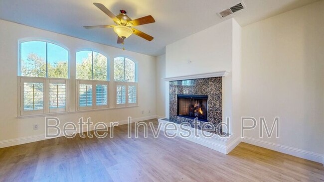 Photo - 526 Emily Rose Cir