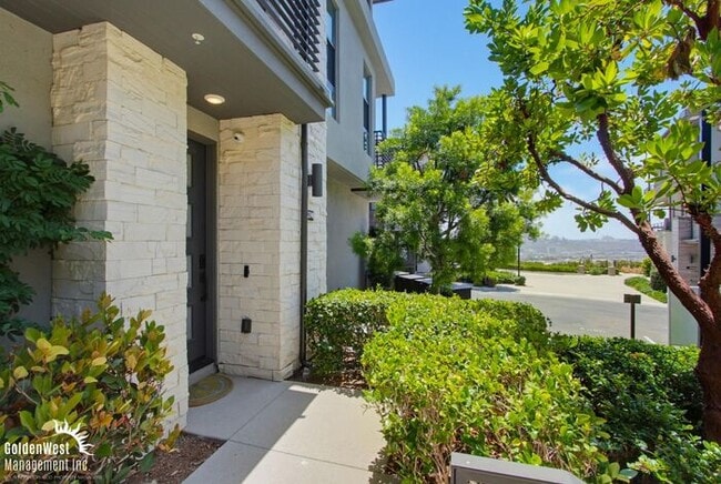 Photo - Modern and Stylish 2Bdm 2.5Ba Home in the Civita Community of Mission Valley!