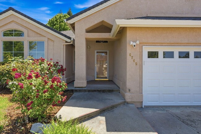 Photo - Executive Rental in Gold Hills