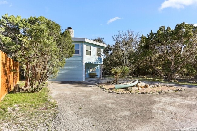 Photo - 1433 Riviera Dr