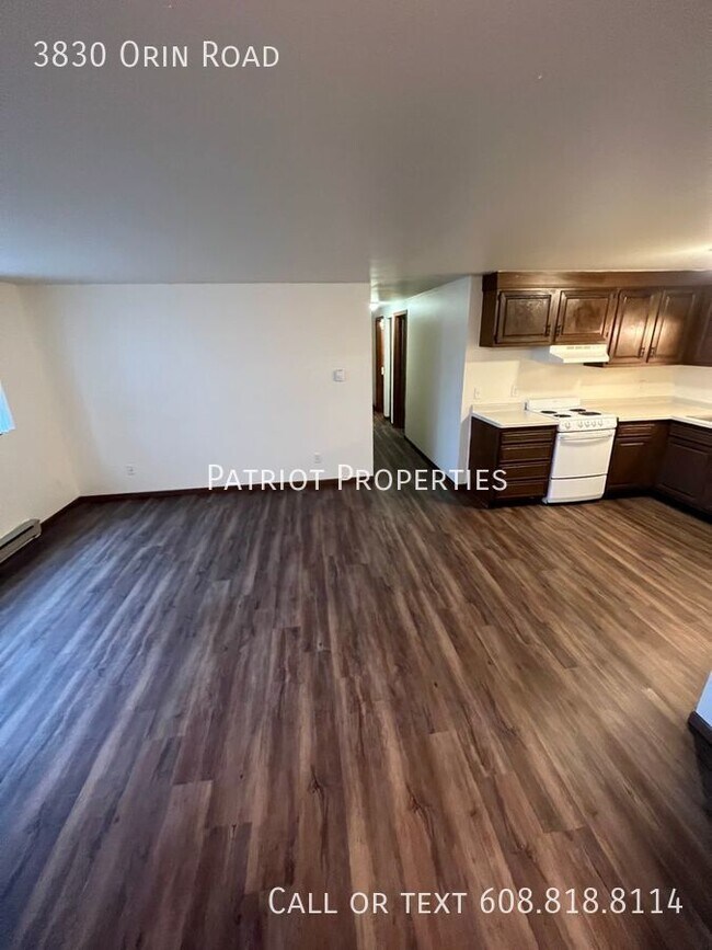 Photo - 1 bed/1 bath plus den in Madison, WI!