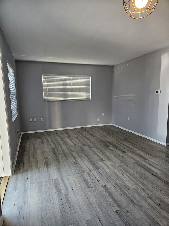 Living Room - 312 Avanda Ct Unit 9