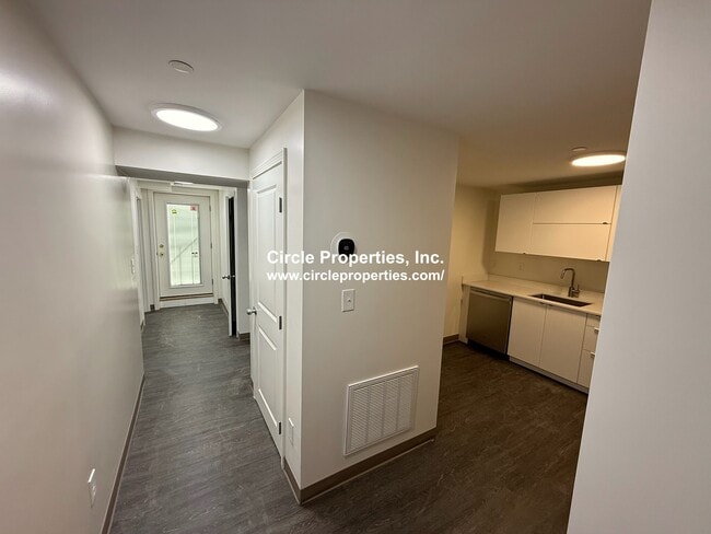 Building Photo - 5 Darling St Unit 12 Rental