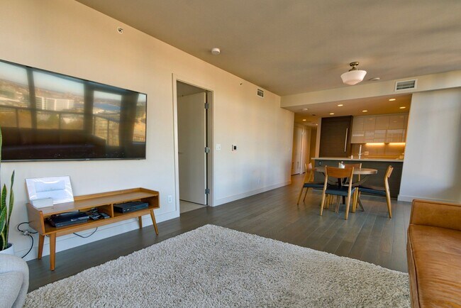 Photo - 2bd/1.75ba Seattle Condo Unit 1302N