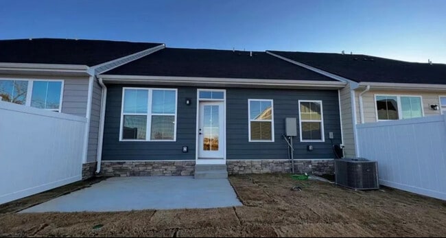 Photo - 205 Marion Rd