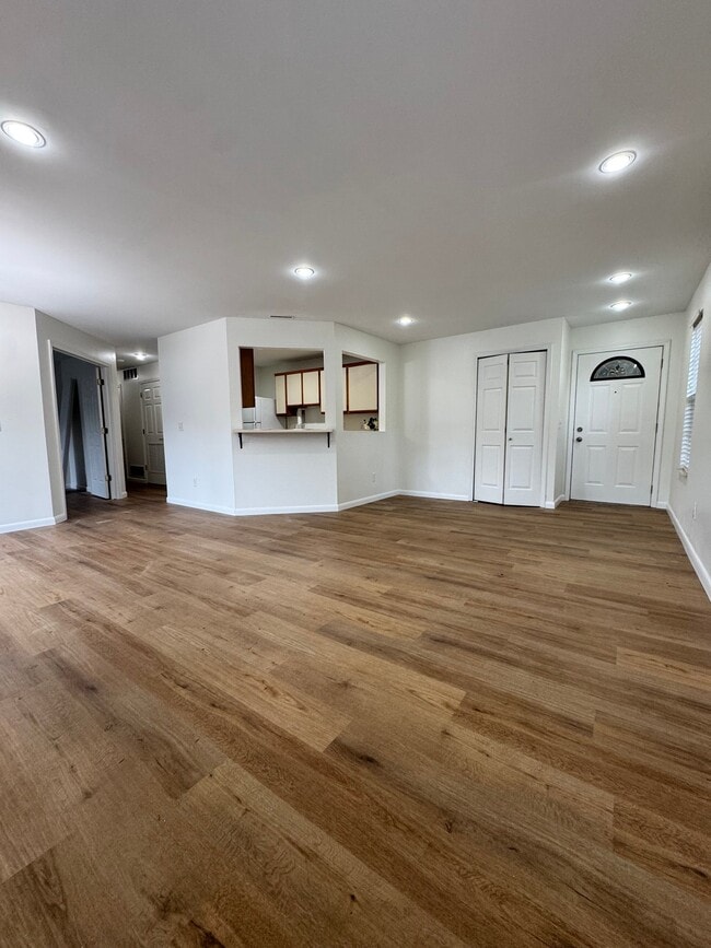 Photo - 249 Brookwood Dr Unit 2