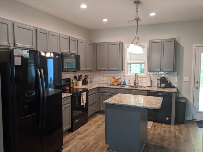 Photo - 63 Cullen Ct