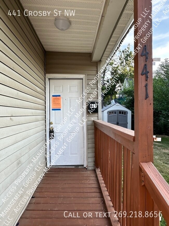 Photo - 441 Crosby St NW