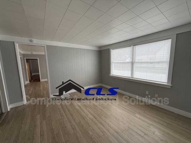Photo - 2401 Garfield Ave