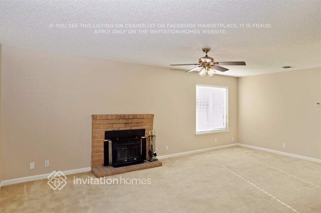 Photo - 624 Flagstaff Ct