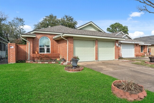 Photo - 16170 Golden Sands Dr