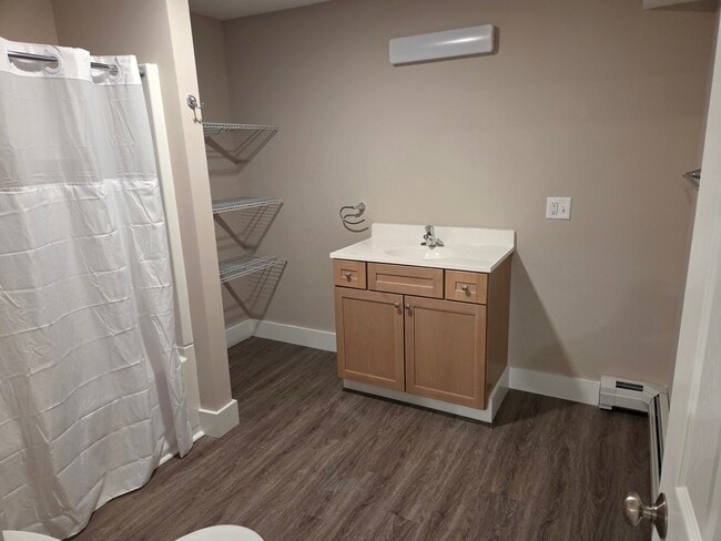 Photo - 61 Malletts Bay Ave Unit 61 Malletts Bay Ave