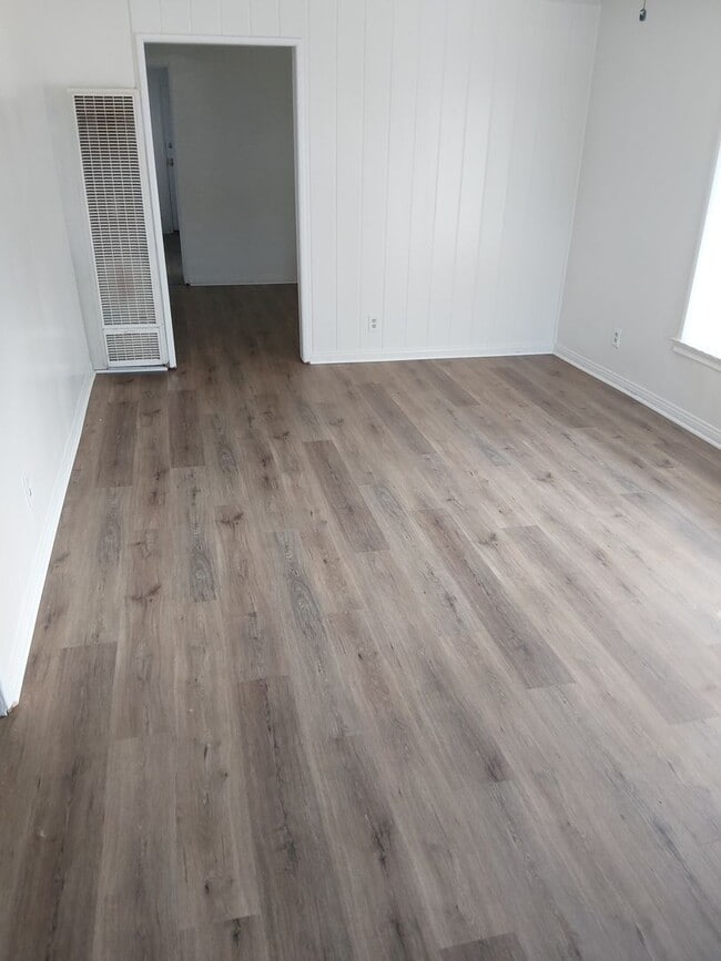 Photo - 7025 Dinwiddie St Unit 7027