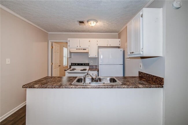 Photo - 341 W Griffin St