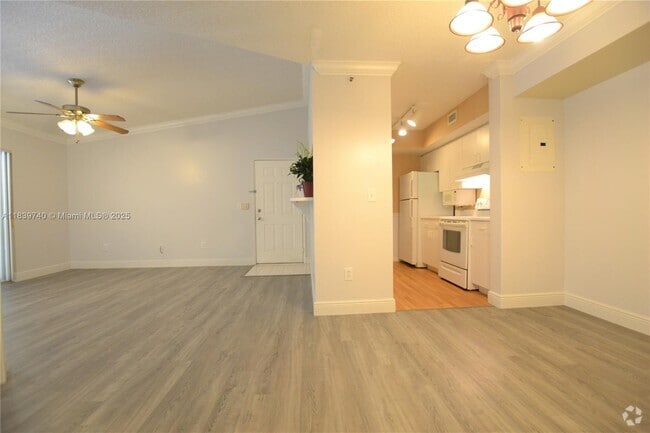 Building Photo - 160 Yacht Club Way Unit 304 Rental