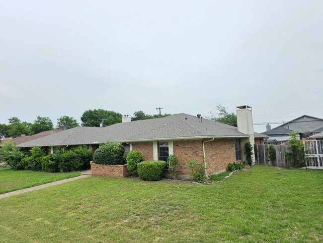Building Photo - 4724 Berridge Ln