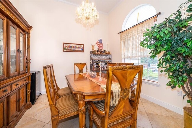 Photo - 1607 Oak Hollow Rd