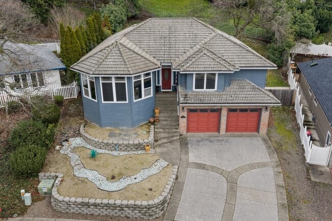 Photo - 4388 Innsbruck Ridge