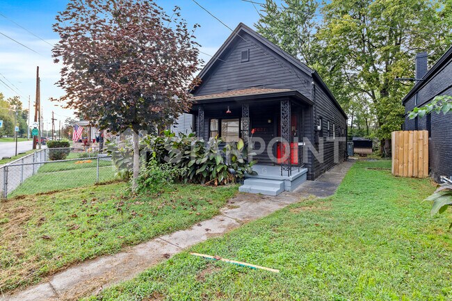 Photo - 2631 Northwestern Pkwy