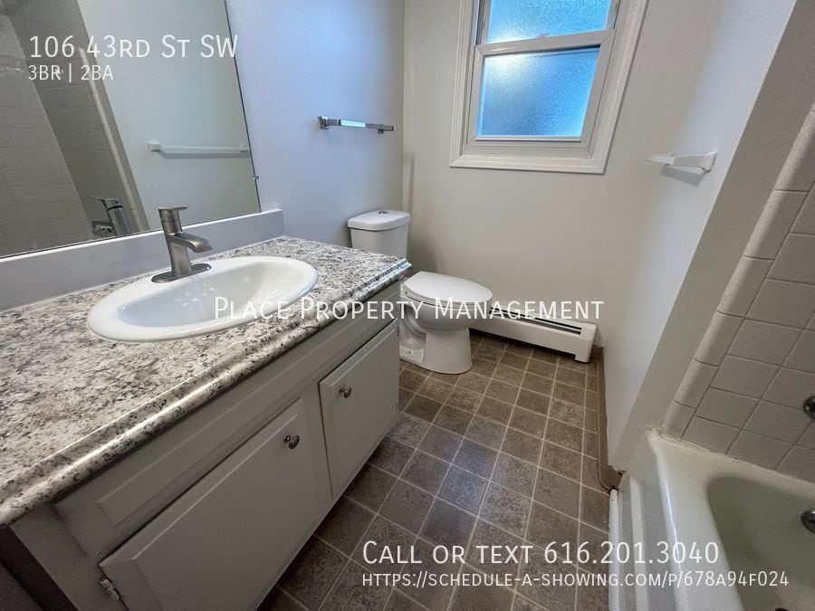 Photo - 106 43rd St SW