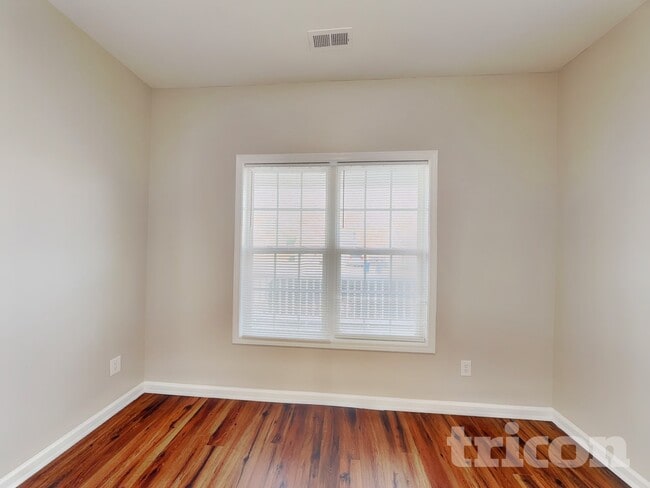 Photo - 4053 Laurel Glen Dr