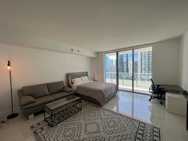 Photo - 1300 Brickell Bay Dr Townhome