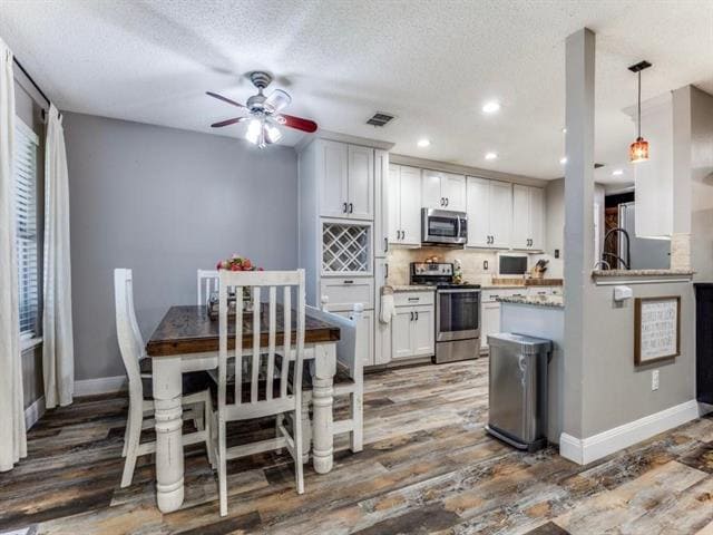 Photo - 1454 Lochspring Dr