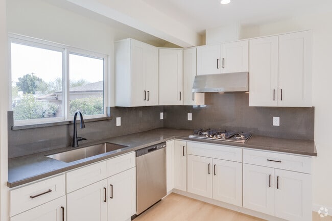 2BR, 1BA - 632SF - Kitchen - 8601 Delco Ave