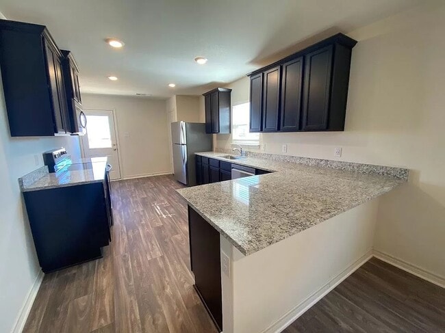 513 Fox Glen Cv