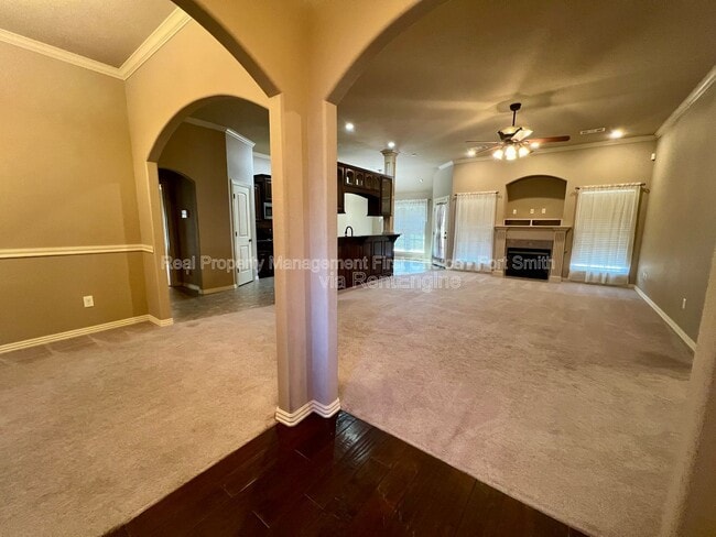Photo - 12200 Sycamore St