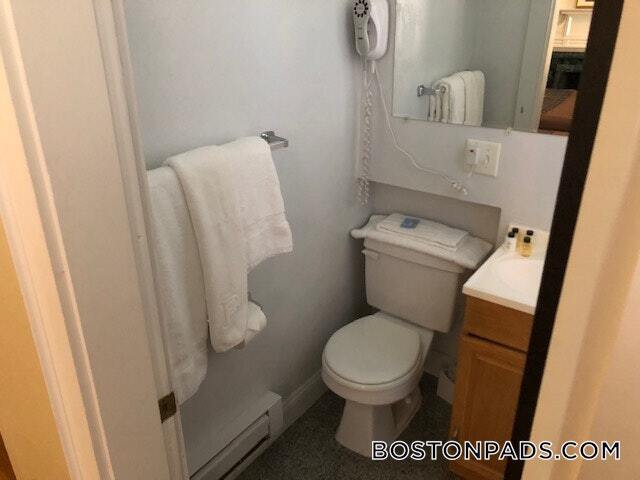 Photo - 48 Hereford St Unit 2