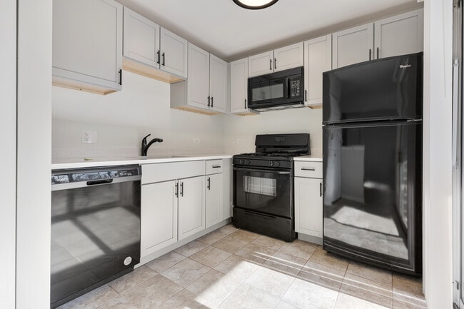 Photo - 40 S Victoria Ln Unidad G Rental