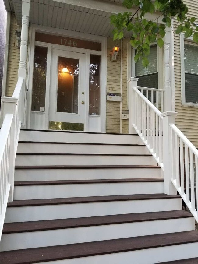 Photo - 1746 W Nelson St Unit 1746 W Nelson Apt #1