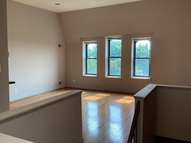 2106 18th St NW Unidad 3