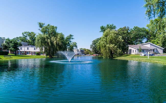 Photo - Grand Oaks